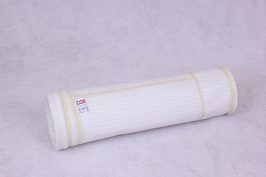 Polyester waterproof, oil - proof, anti - static Needle Felt Filter bag with membrane